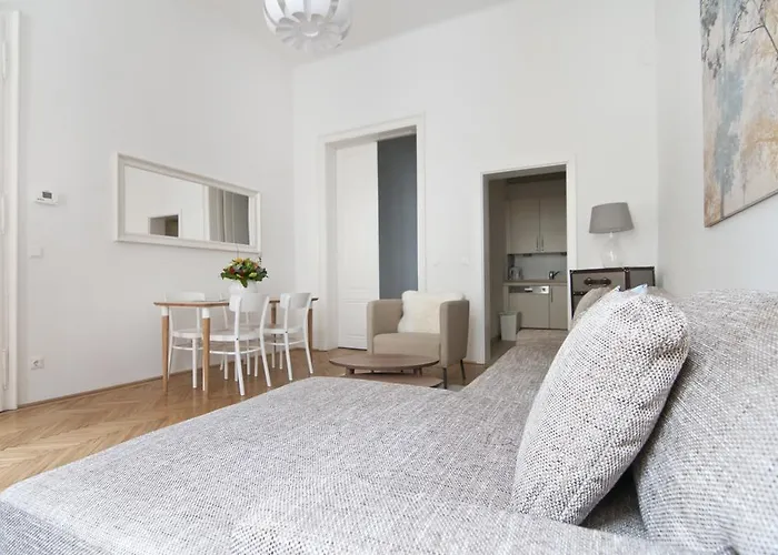 Apartment Heymi Opernring Wien