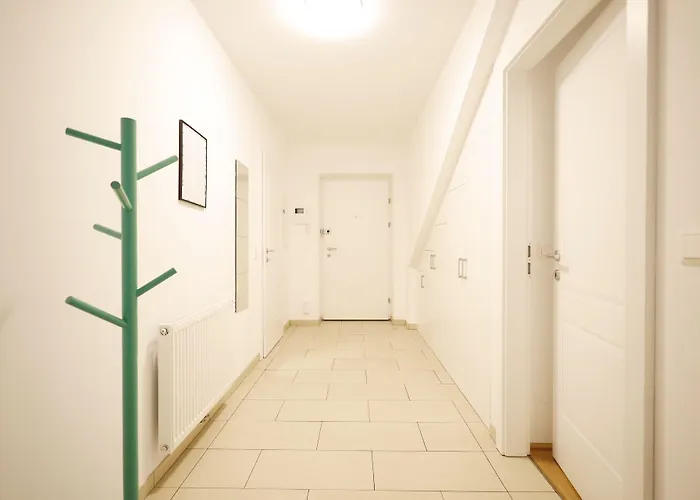 Heymi Opernring *
